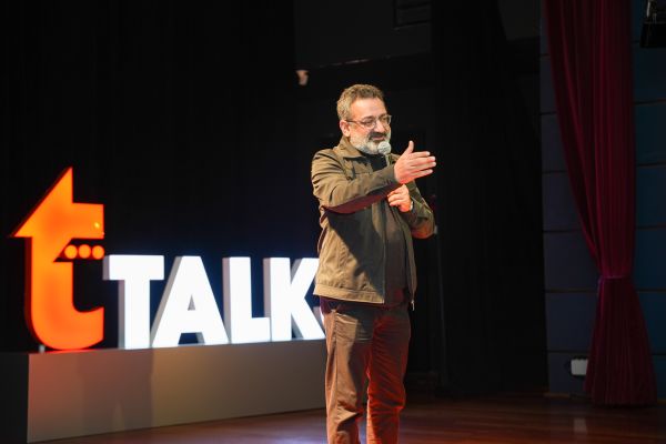 TTALKS Hosts Theatre Artist Georges Khabbaz in Its Second Session Inviting young men and women to discover their abilities and make use of them in the right place